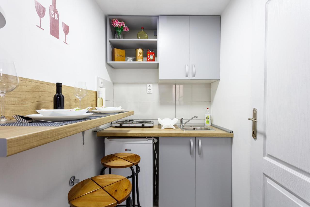 Sb Centar Apartmani Nis Bagian luar foto