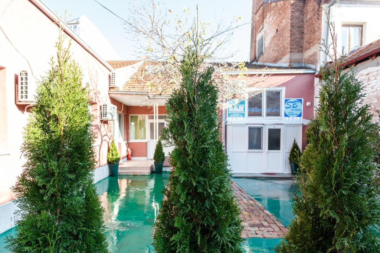 Sb Centar Apartmani Nis Bagian luar foto